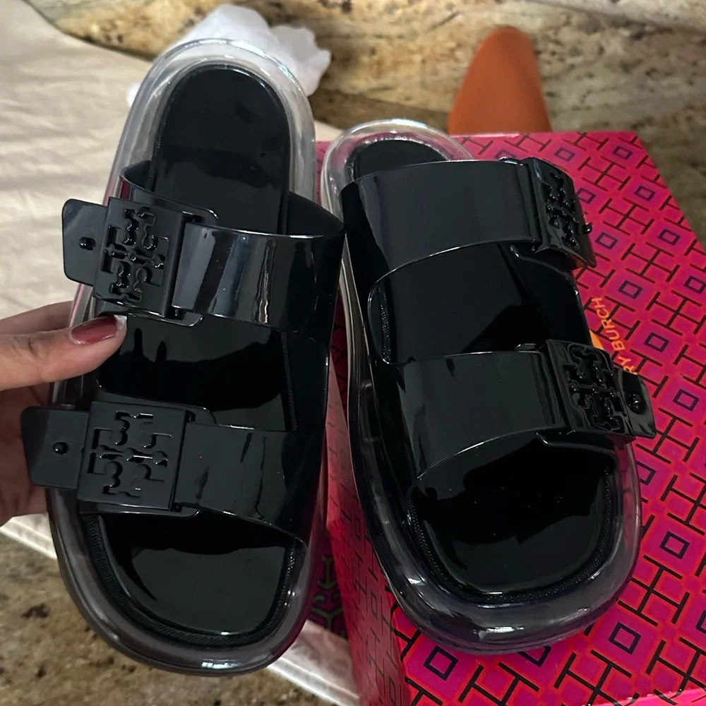 New Tory burch BUCKLE BUBBLE JELLY sandal π€ - Picture 1 of 9